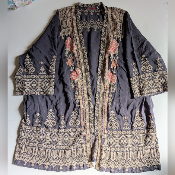 Johnny Was Grey Floral Embroidered 'Helena' Kimono XL - Picture 2 of 10